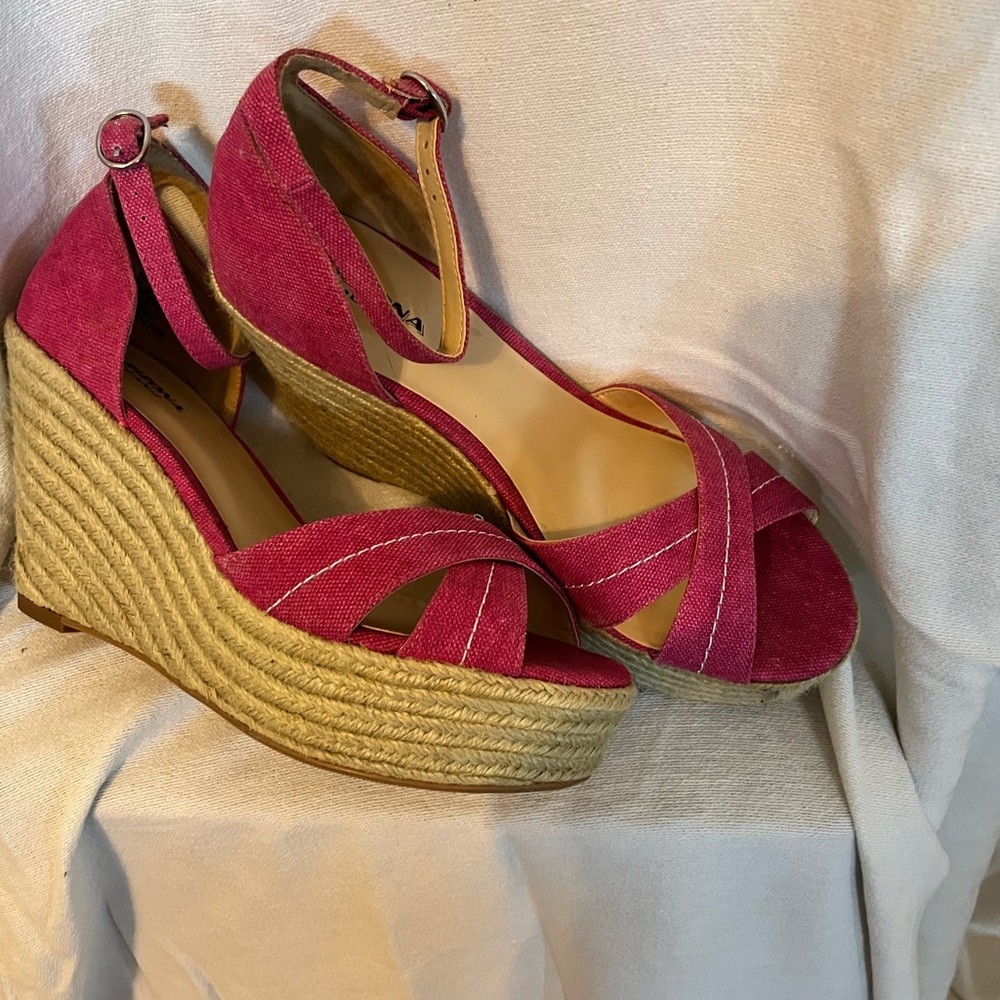 Arizona’s jean Co wedged Magenta size 9 - Picture 2 of 4